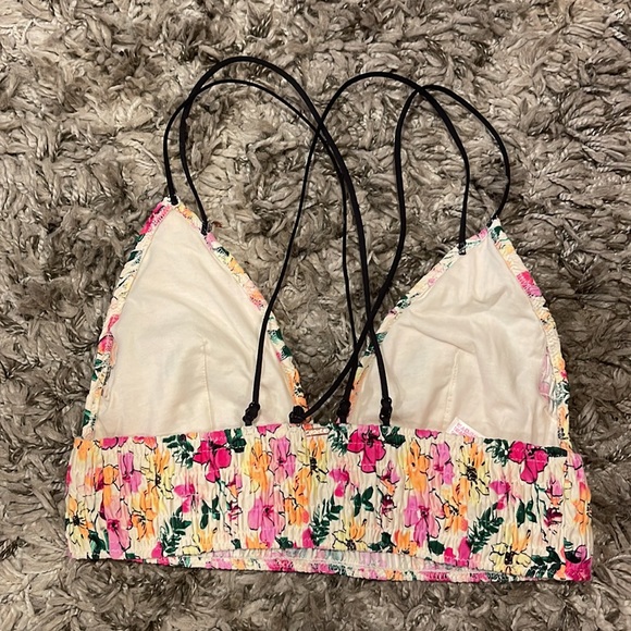FREE PEOPLE STRAPPY BRALETTE CROP TOP SHIRRED - Picture 2 of 5